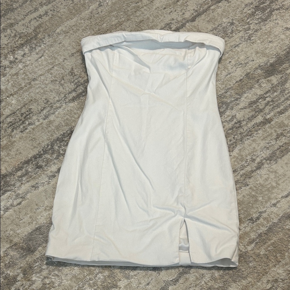 white strapless dress